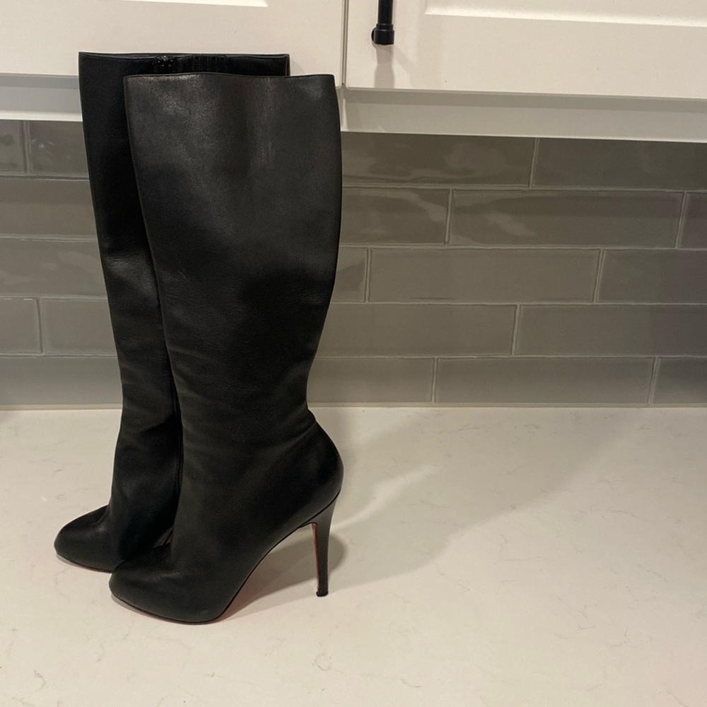 Christian loub Pumppie Botta good condition.